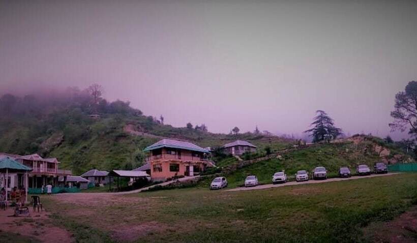 Hotel Genx Great Himalayan Resort