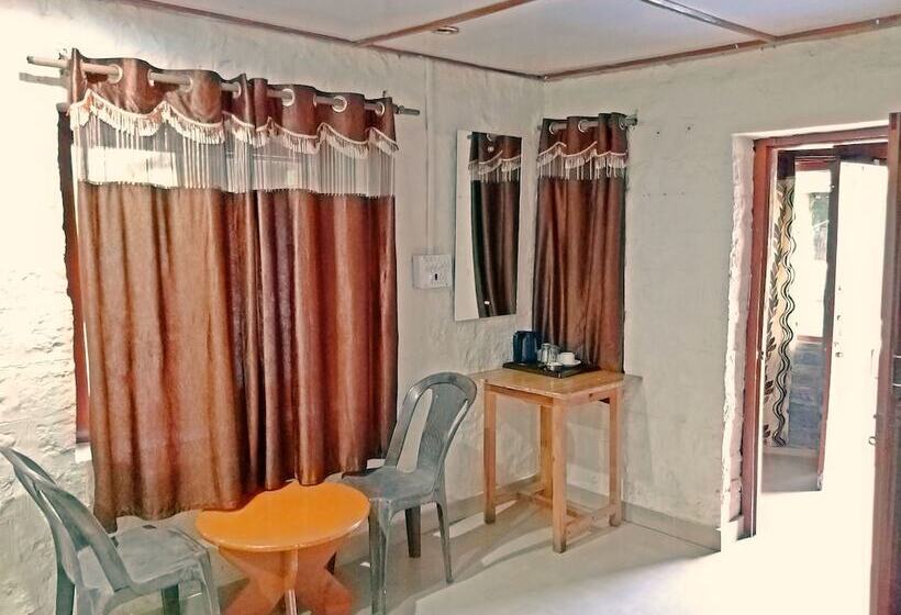 Hotel Genx Great Himalayan Resort