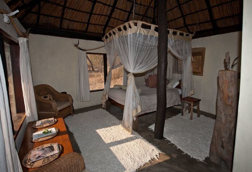 هتل Hippo Lodge