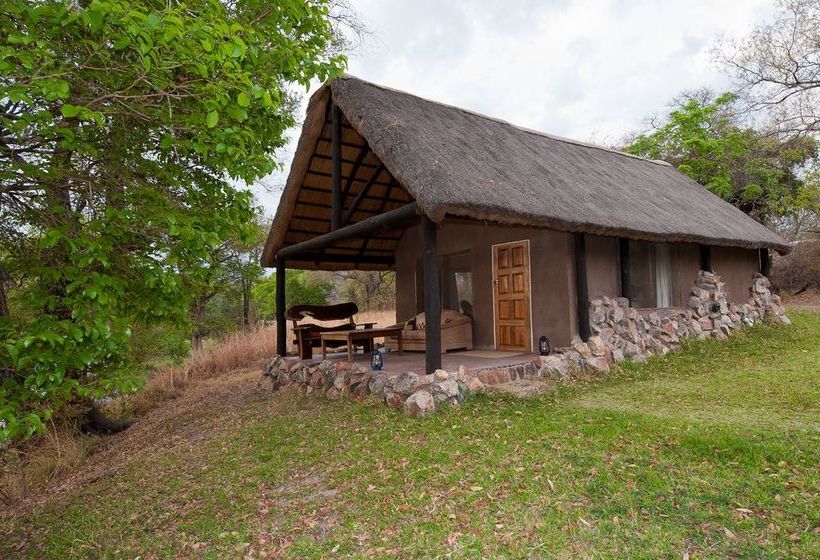 هتل Hippo Lodge