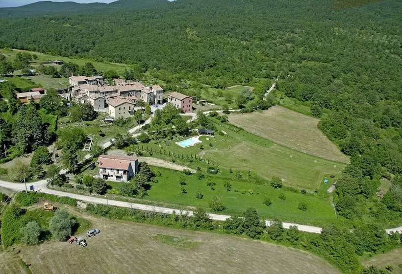 ホテル Il Borgo Del Lupo