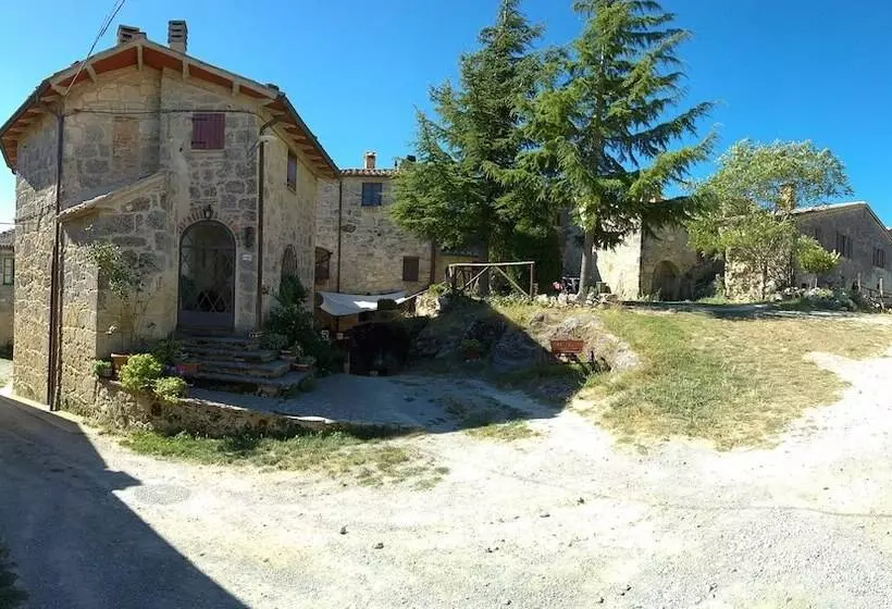 ホテル Il Borgo Del Lupo