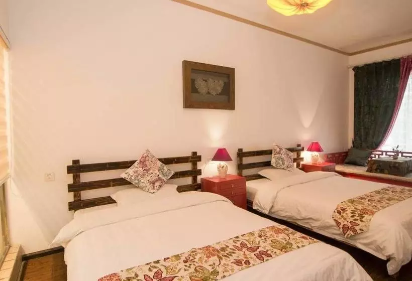 Majatalo Dream Garden Inn