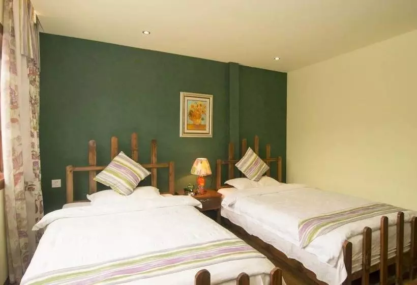 Majatalo Dream Garden Inn