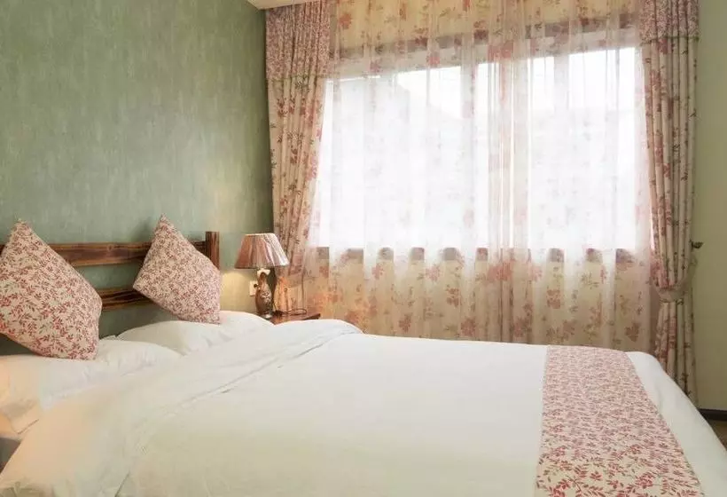 Majatalo Dream Garden Inn