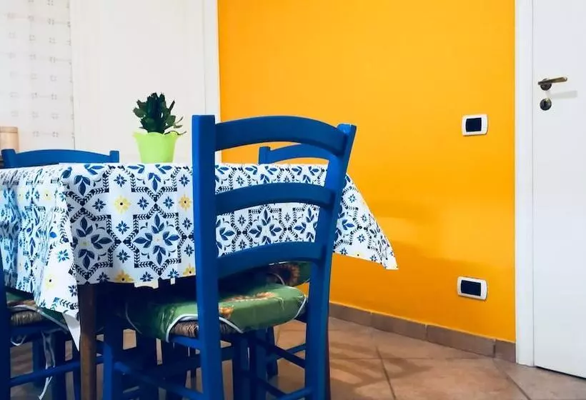 پانسیون Esagono Monello