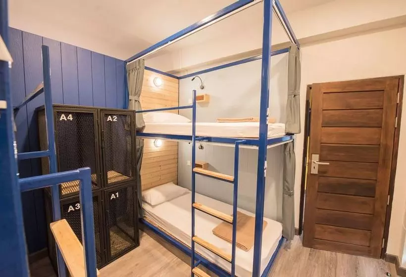 Sleep Terminal Hostel