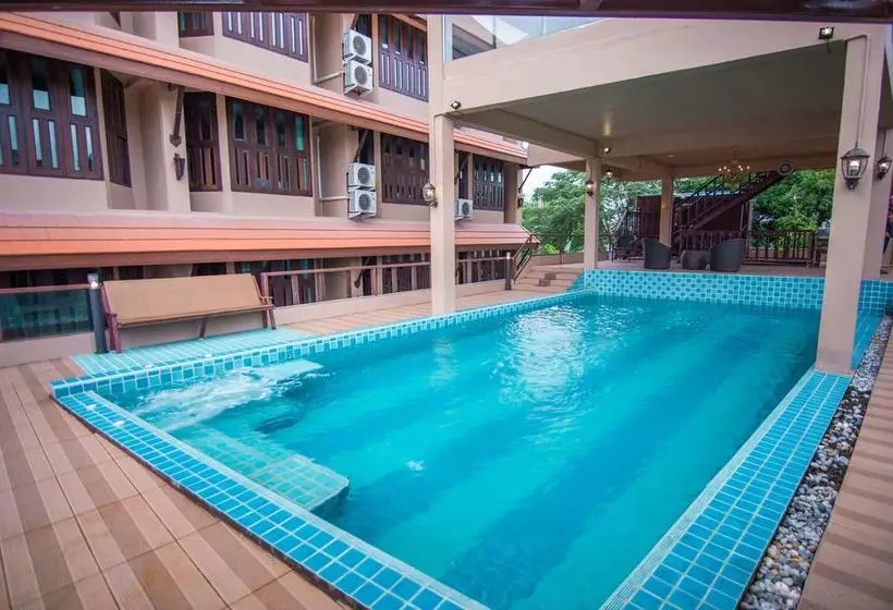 Sleep Terminal Hostel