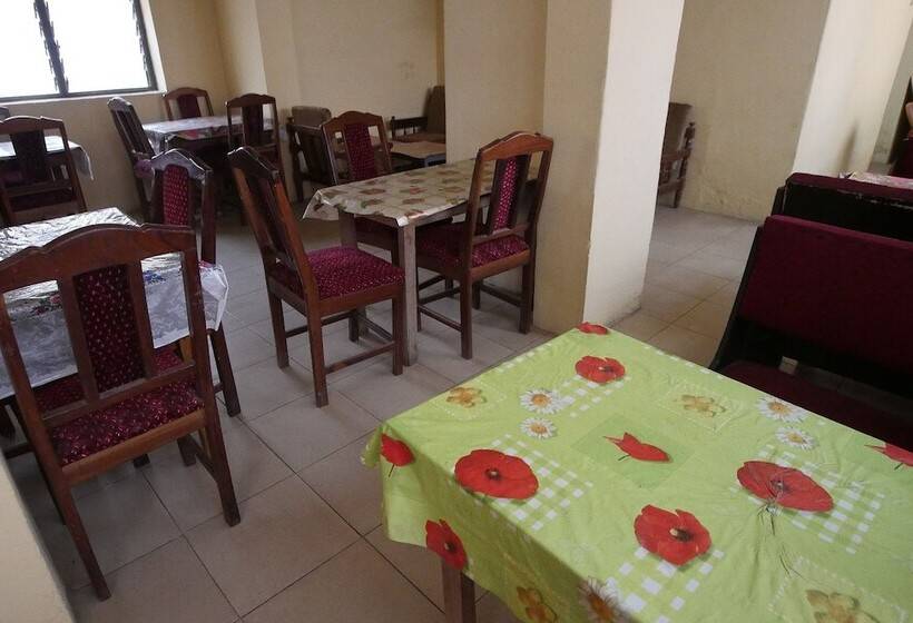 St. Sam Hotel Kamusi