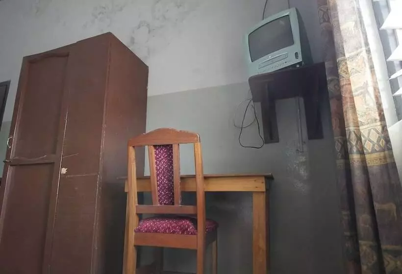 St. Sam Hotel Kamusi