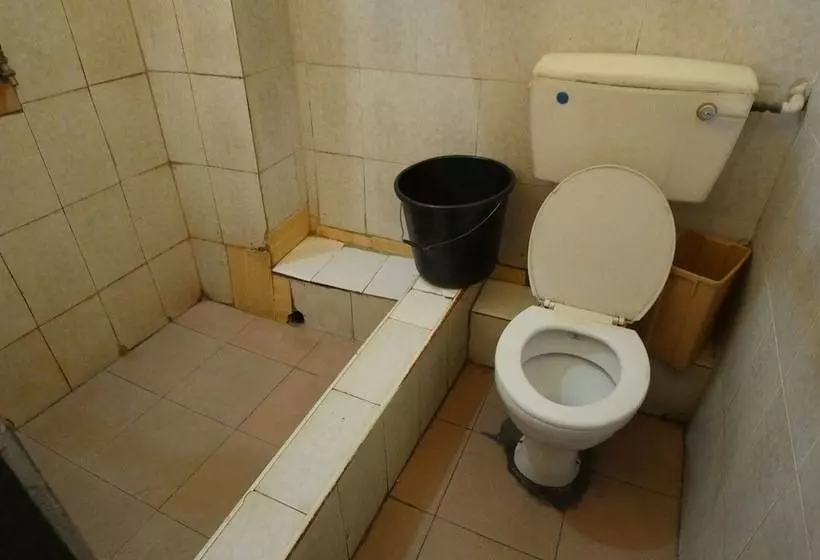 St. Sam Hotel Kamusi