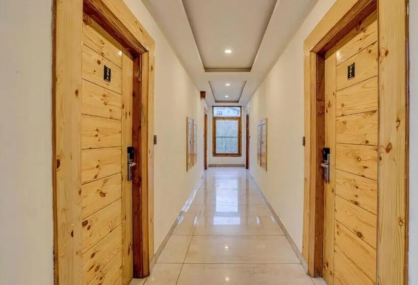 Omavya Hotel Manali