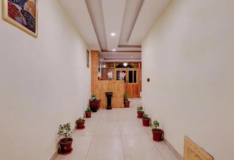 Omavya Hotel Manali