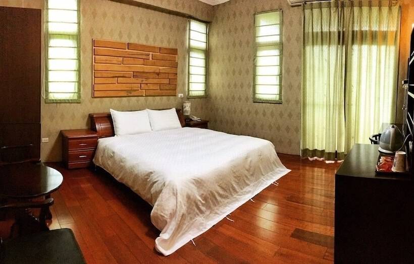 تختخواب و صبحانه Cao Ling Jiao Villa