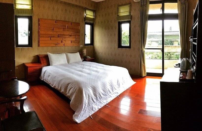 تختخواب و صبحانه Cao Ling Jiao Villa