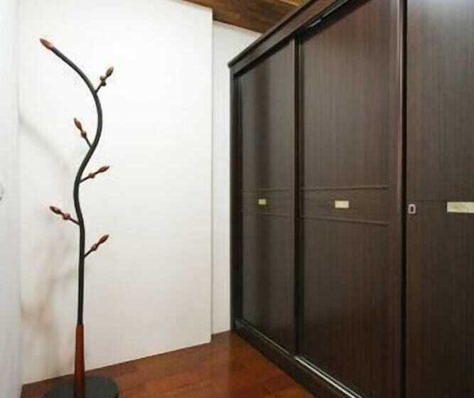 تختخواب و صبحانه Cao Ling Jiao Villa