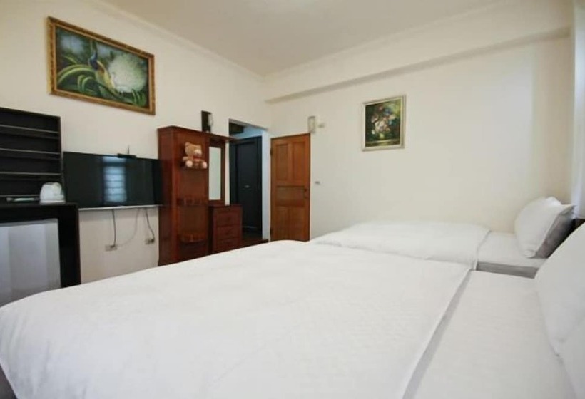 تختخواب و صبحانه Cao Ling Jiao Villa