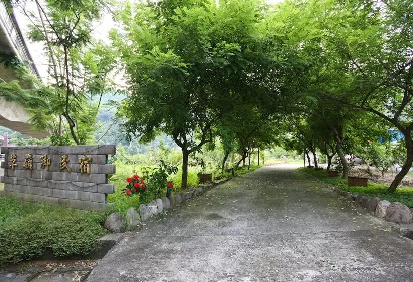 تختخواب و صبحانه Cao Ling Jiao Villa