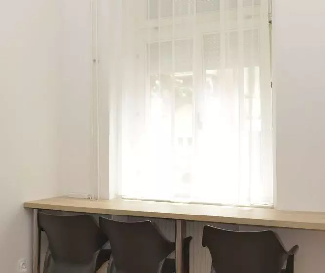 Hostel Flow Hose Centar