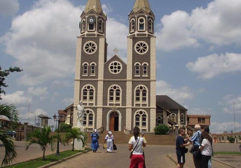 فندق Frederick's Lodge