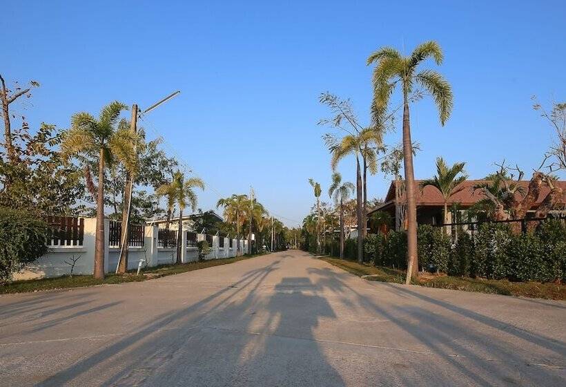 בית מלון כפרי Gym Bangarang Muay Thai And Fitness Resort