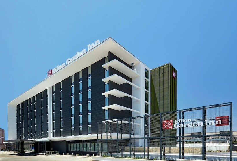 هتل Hilton Garden Inn Gaborone