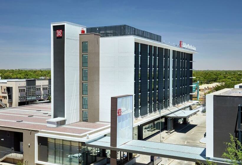 هتل Hilton Garden Inn Gaborone