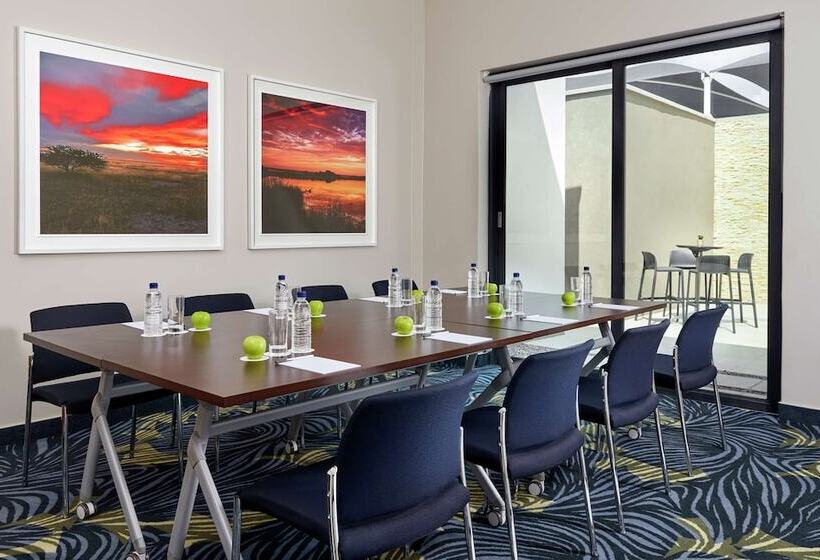 هتل Hilton Garden Inn Gaborone