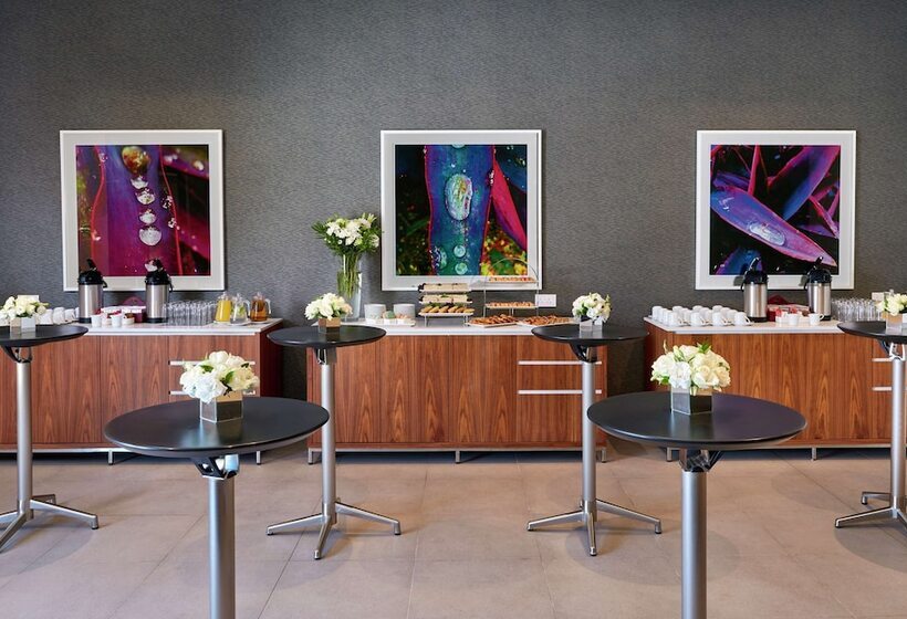 هتل Hilton Garden Inn Gaborone