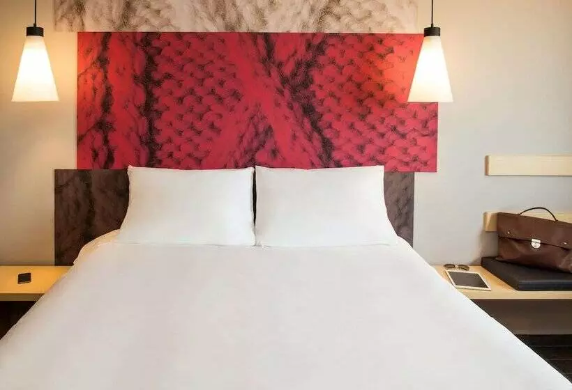 ホテル Ibis Mazatlan Marina