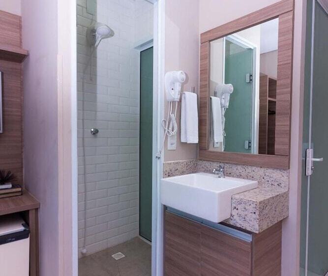 فندق Kennedy Slim