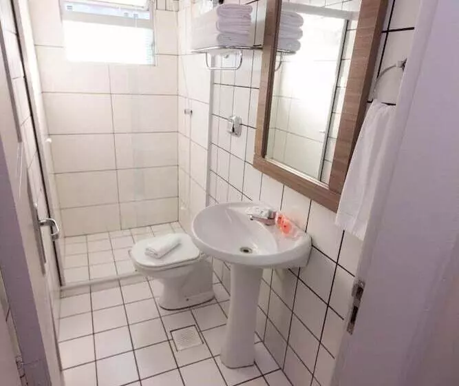 Hotelli Kennedy Slim