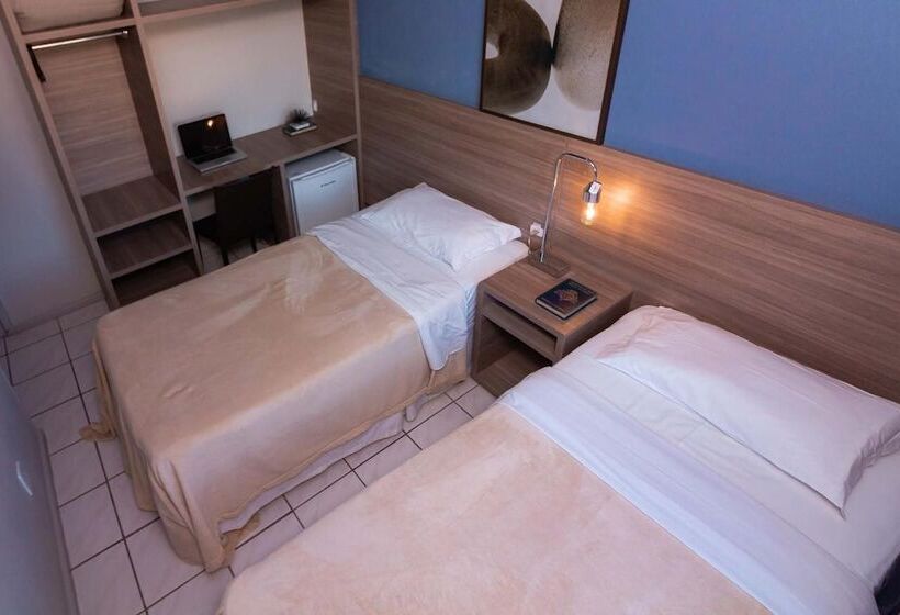 فندق Kennedy Slim