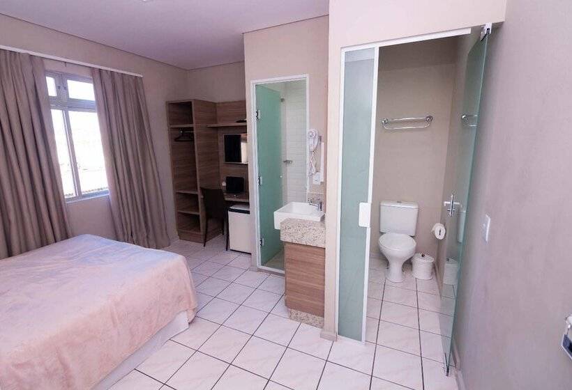 فندق Kennedy Slim