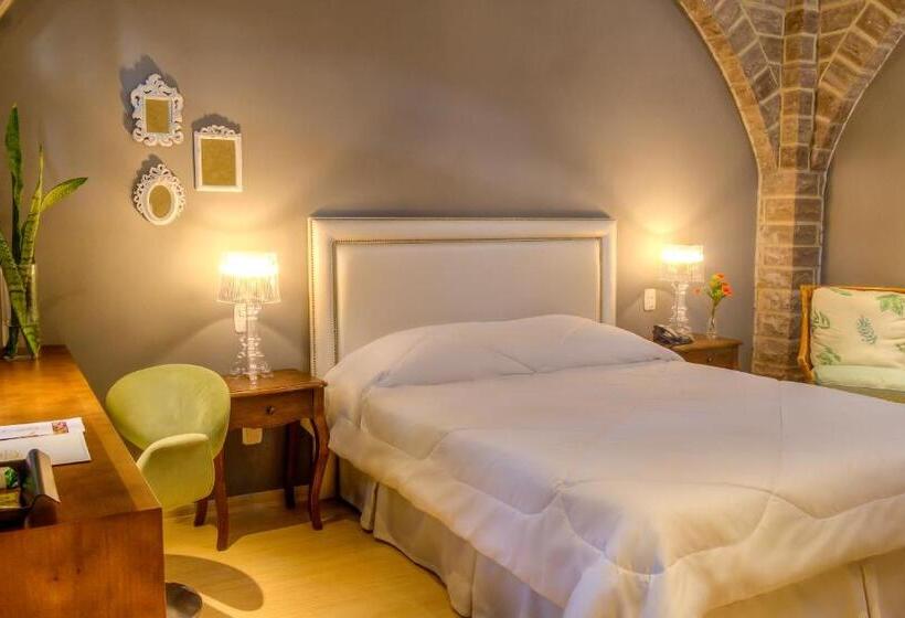 Otel Pousada Castello Benvenutti