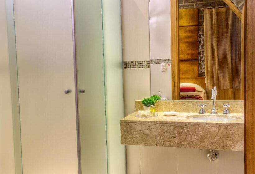 Otel Pousada Castello Benvenutti