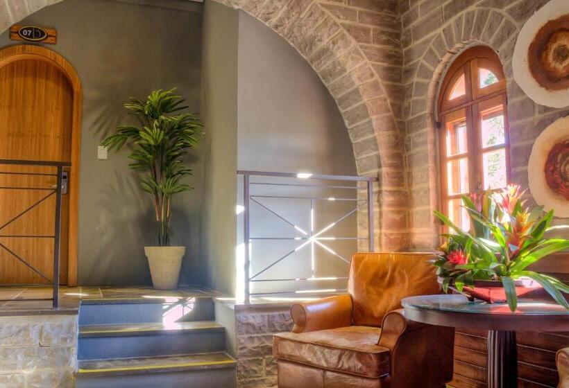 Otel Pousada Castello Benvenutti