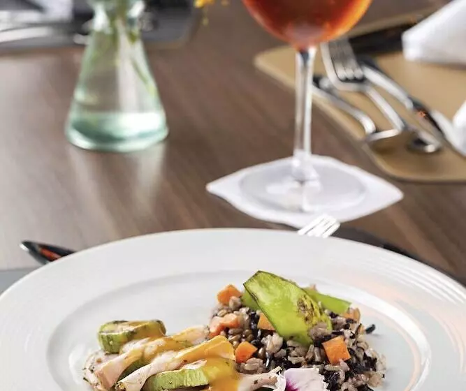 Hotelli Royal Palm Tower Anhanguera