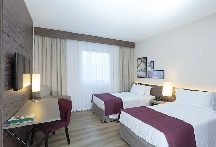 Hotelli Royal Palm Tower Anhanguera
