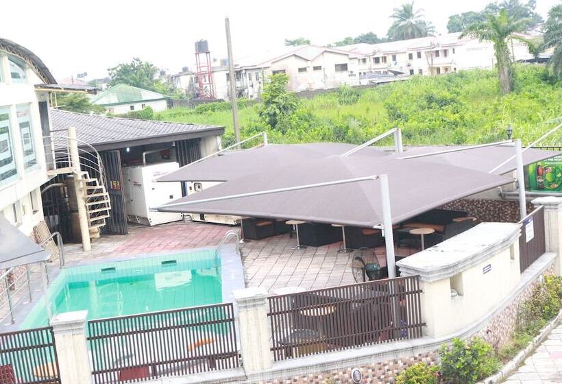 Royal Charlin Hotel And Suites