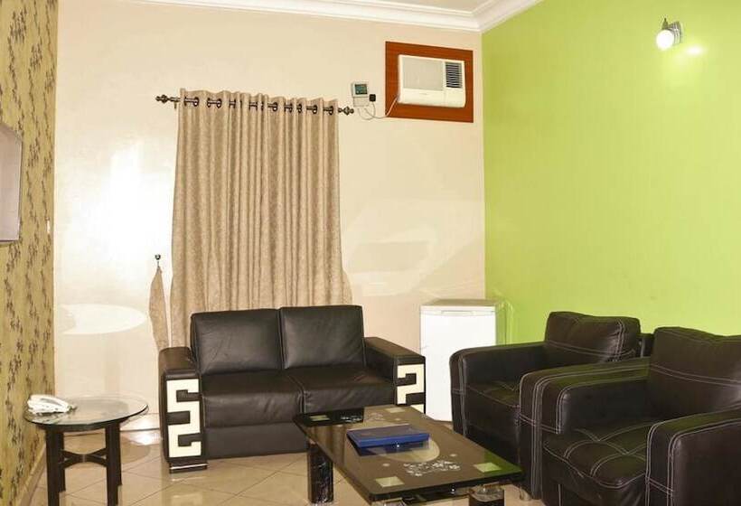 Royal Charlin Hotel And Suites