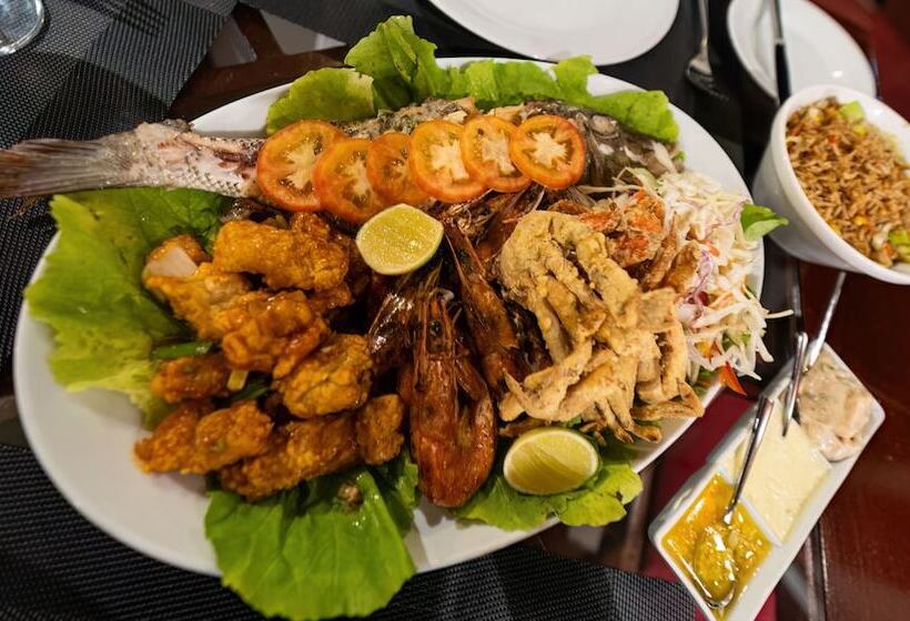 هتل Silver Oasis Maldives