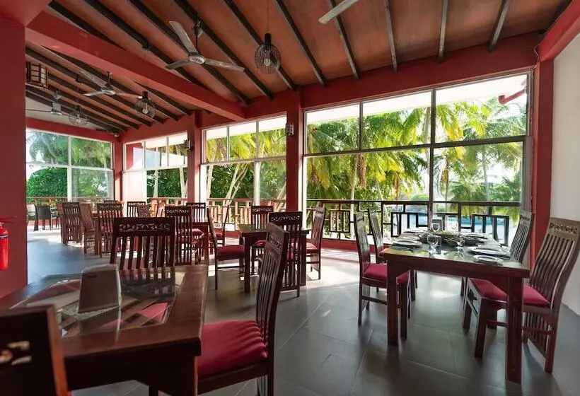 هتل Silver Oasis Maldives