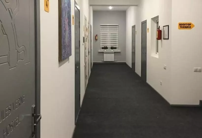 Jules Verne Hostel