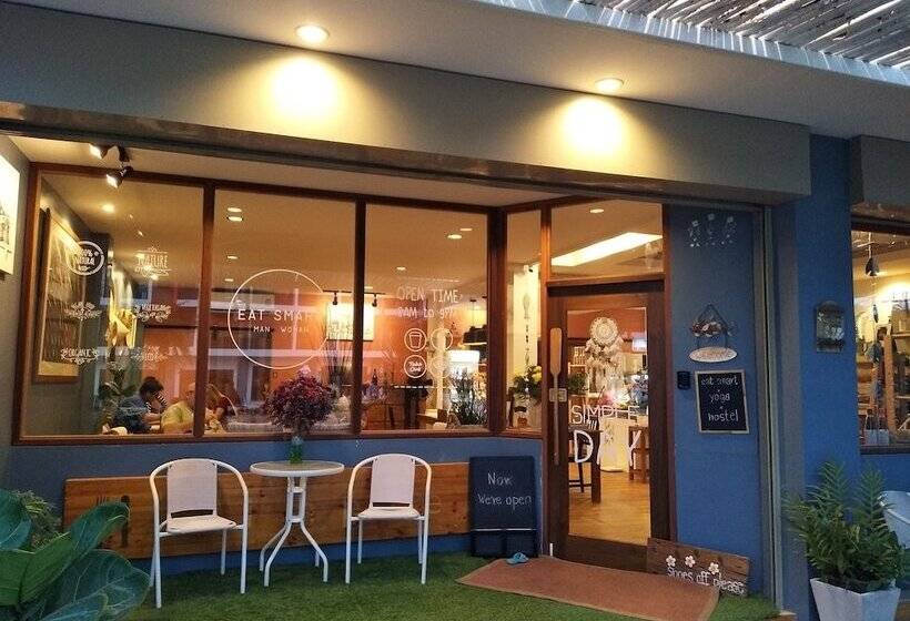 Life Station   Hostel