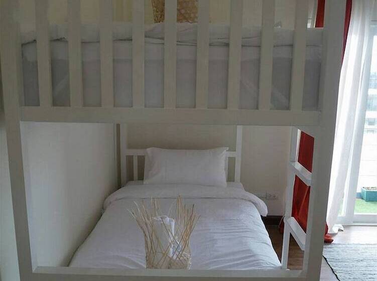 Life Station   Hostel