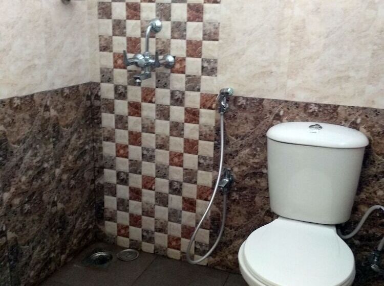 פנסיון Candolim Beach Place