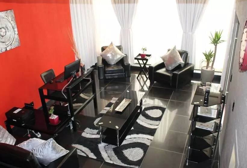 پانسیون Seboa's Guesthouse