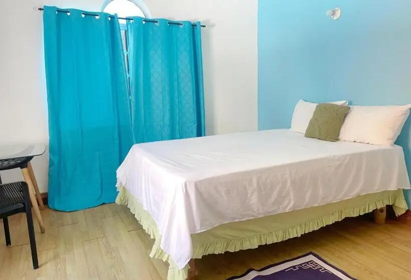 پانسیون Skyline Suites Villa And Spa