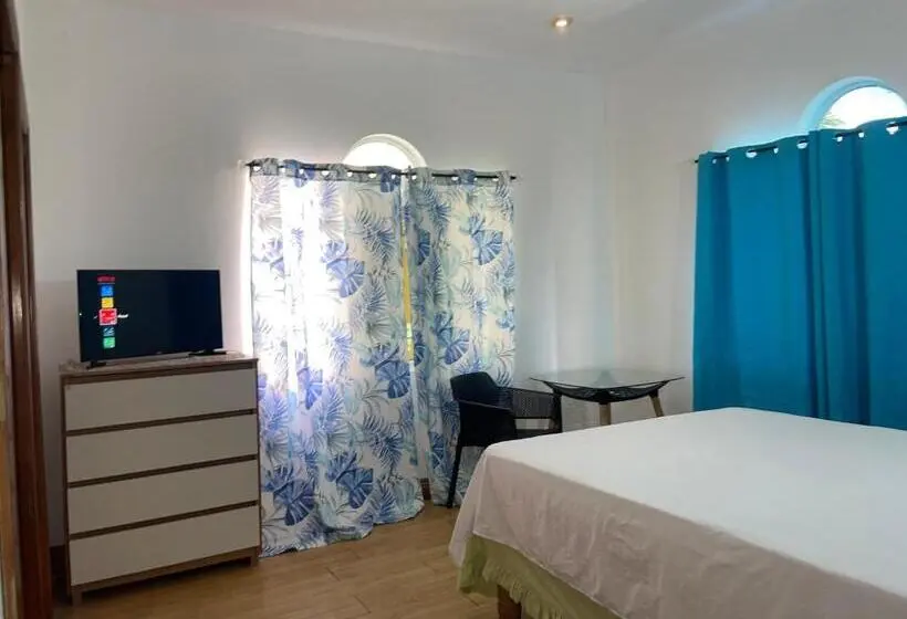 پانسیون Skyline Suites Villa And Spa